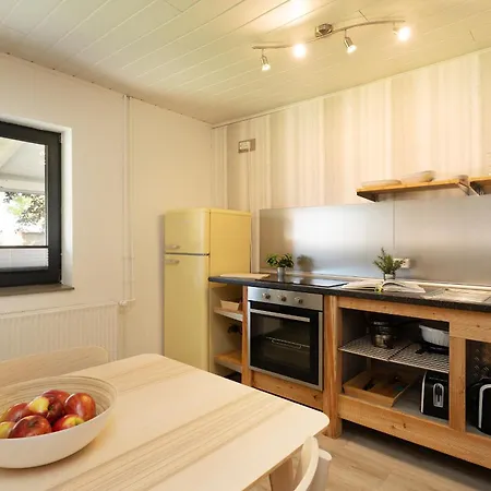 Apartman Gaestehaus Sulsdorf 7 *